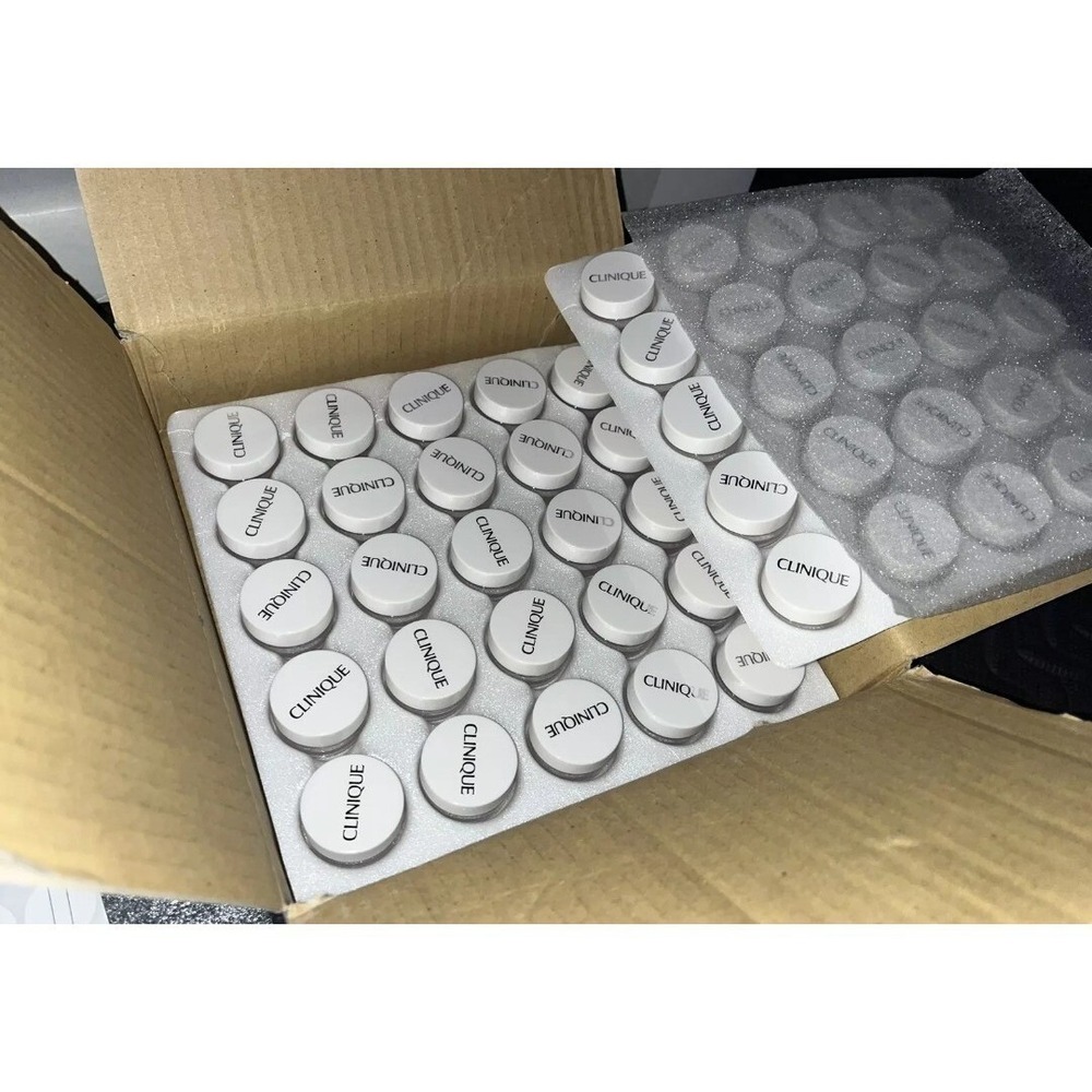NEW Clinique 4ML  Makeup Dramming Jars w/Cap Assembled‎ 450 Count Case